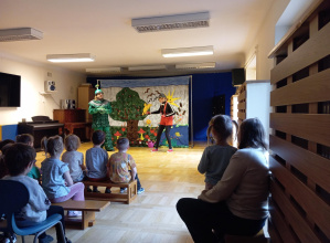 Teatrzyk "Dyzio i Dodo razem z przyrodą"