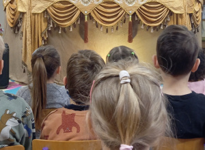 Teatrzyk kukiełkowy "SuperZdrowi Bohaterowie"